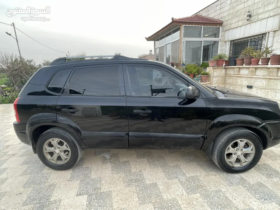 هونداي توسان 2010  (Hyundai Tucson 2010) سيارة تبراك الرحمن ولا اروع فوت الوصف واقرا