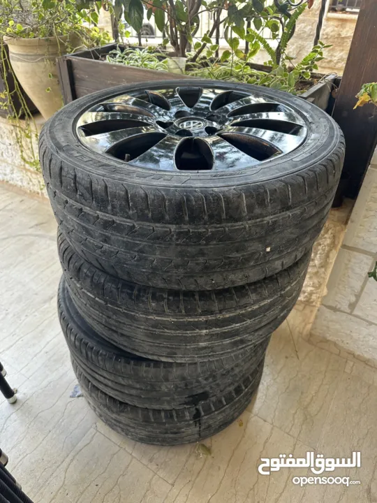 جنط مع الكوشوك الي عليه مستعمل