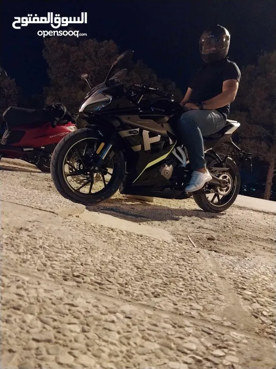 CFMOTO 250 sr بحالة الوكالة