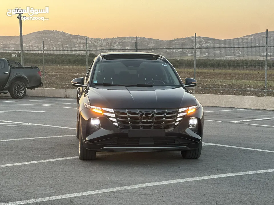 هونداي توسان/2022 Plug In فل الفل فتحة سقف بانوراما  4x4 ///271Hp   ( Haybrid) 1600cc
