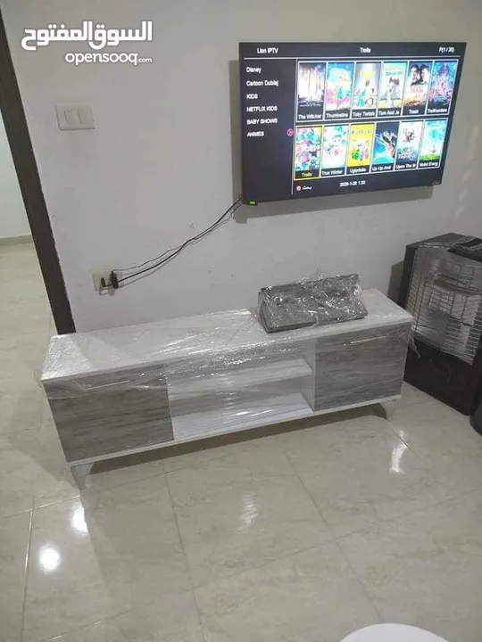 طاولة شاشه للتواصل واتس اب فقط