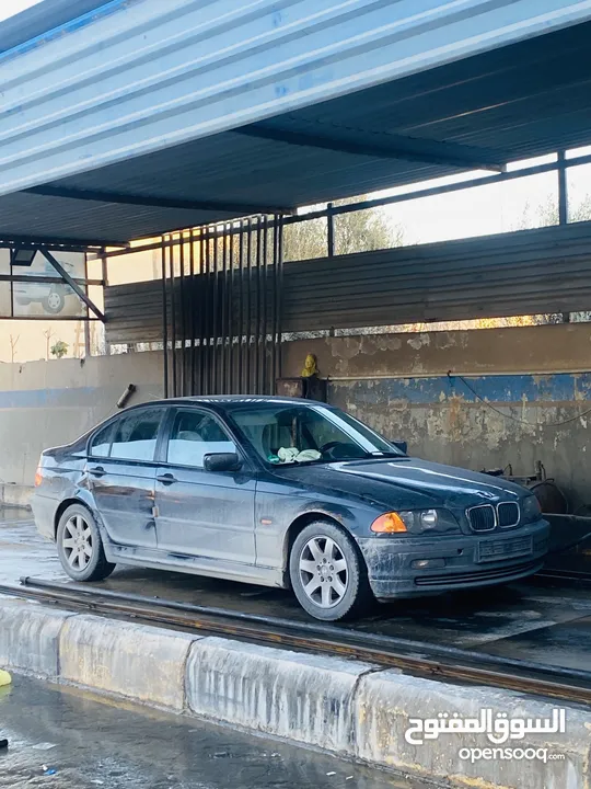 BMW M3 318i