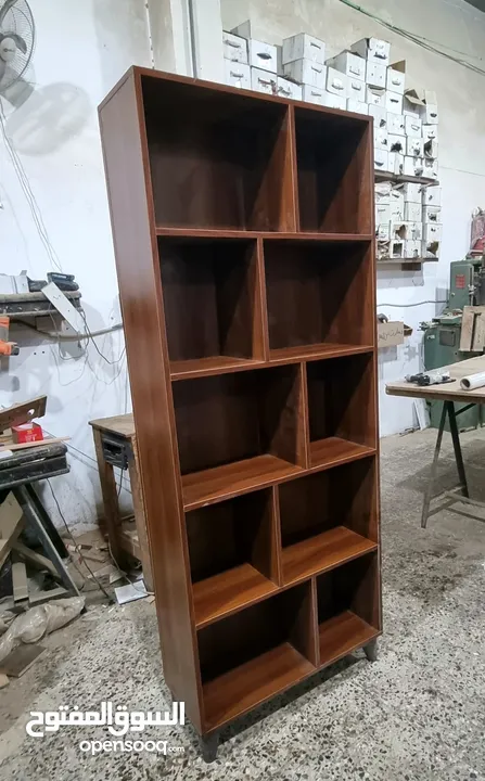 خزانة الكتب متوفر بعدة موديلات وألوان توصيل وتركيب مجاني داخل عمان ارتفاع مترين عرض 80سم عمق 30سم