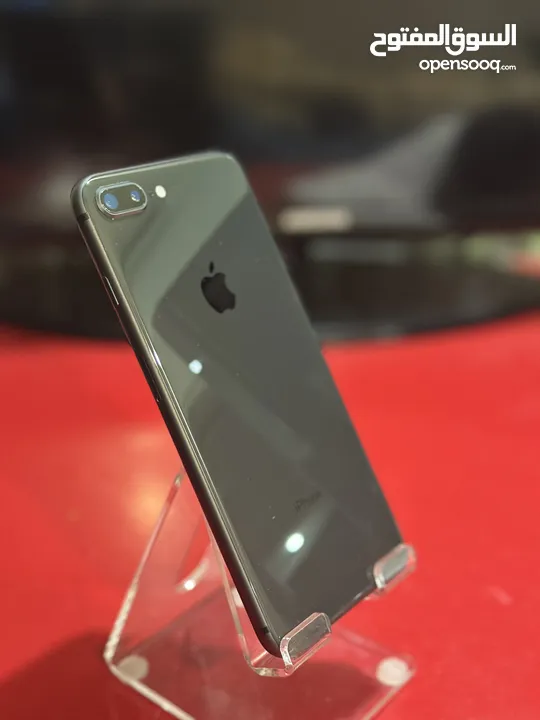 iPhone 8 Plus