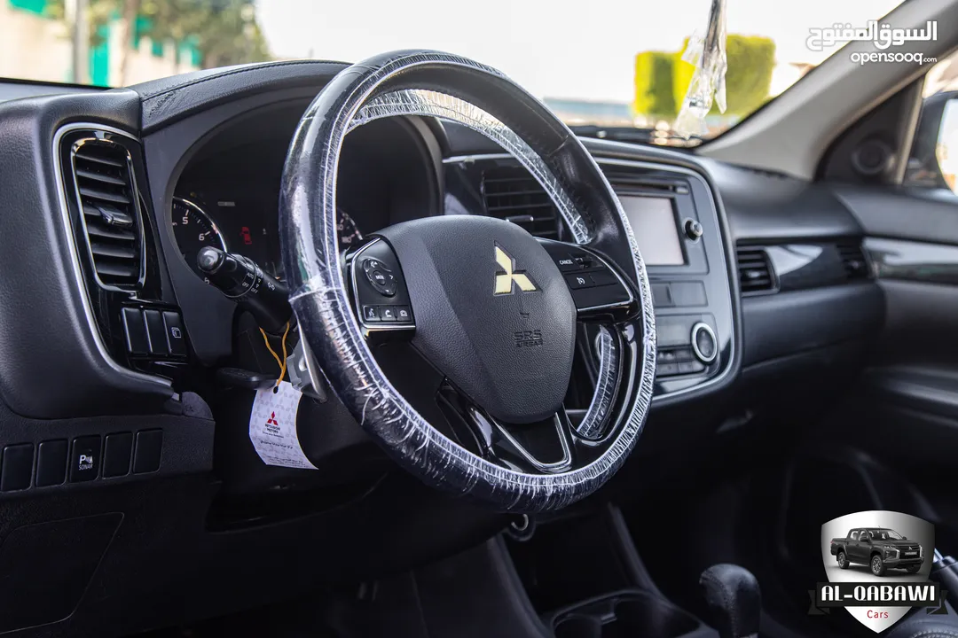 Mitsubishi Outlander 2016    السيارة بحالة الوكالة