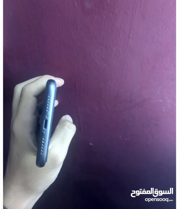 iPhone 11 للبيع كااش
