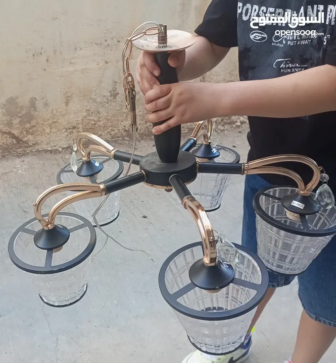 معلقه خماسيه للبيع بحاله الوكاله