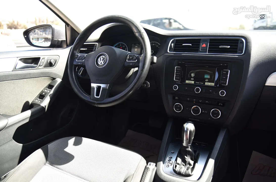 فولكسفاجن جيتا هايبرد Volkswagen Jetta Hybrid 2013