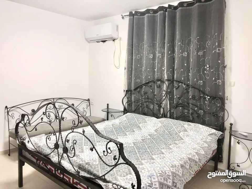 ستيدبو مفروش للايجار رووف