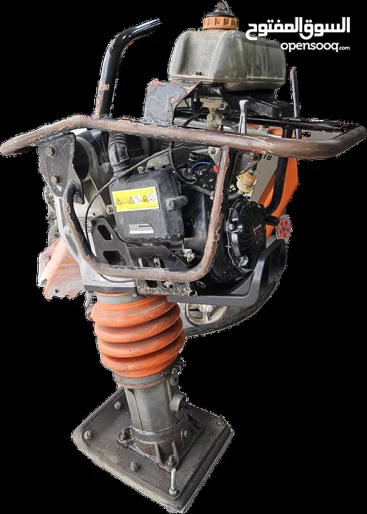 للبيع معدات بناء متنوعة . بوبكت . جنريترات . سكلات .جيكات و الى اخرى