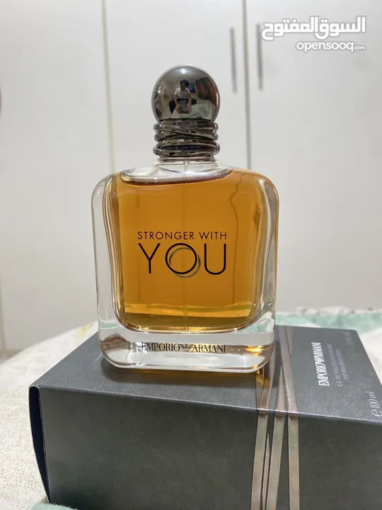 عطر armani stornger with you اصلي 100% من الحره سبب البيع (عندي جيوب انفيه ما ناسبتني ريحه العطر )