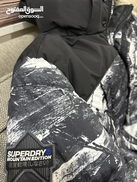 جاكيت super dry xxl