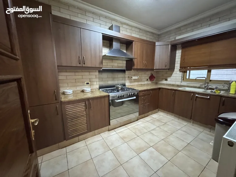 شقة مفروشة - الرابية -4نوم 2ماستر - 375م - اعلان رقم - C67 -