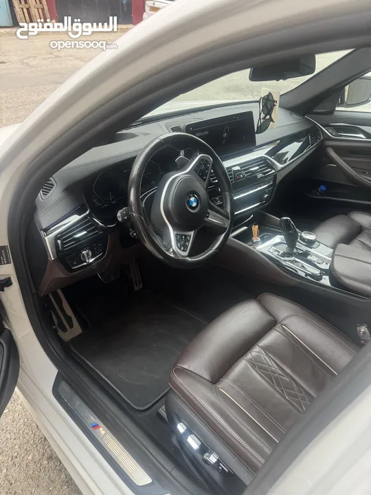 سياره BMW 530e