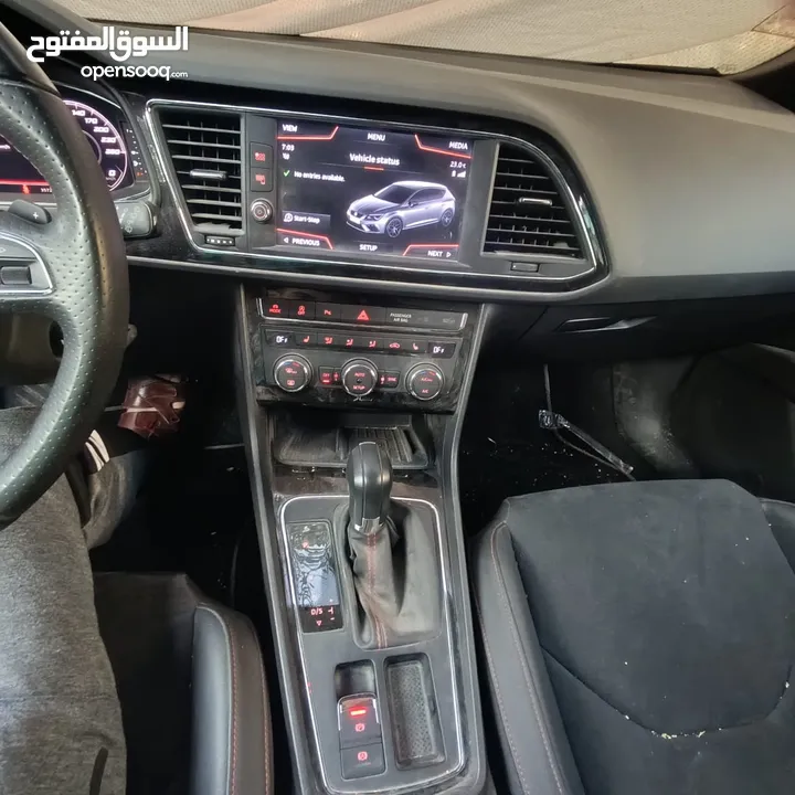 سيات ليون FR للبيع بسبب السفر في حالة ممتازة تم تجديد good will شهادة كشف دهان اصلي