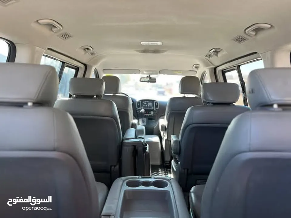 باصات 10 مقاعد للايجار مع السائق. باصات حديثه   لجميع انحاء المملكة عجلون والسلط وجرش البتراء