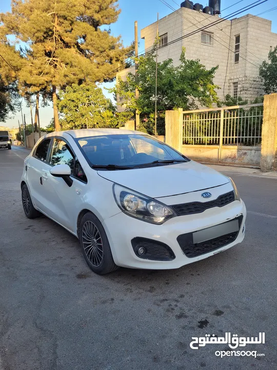 كيا ريو 2012 للبيع