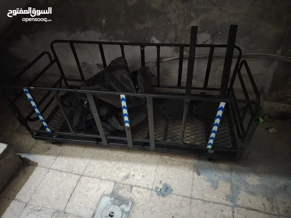 حاملة  للسيارة للبيع