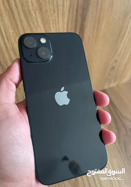 iPhone 13 (128 gb) 86%  أيفون 13 بطاريات عالية بحالة الوكالة   New apple airpods 4