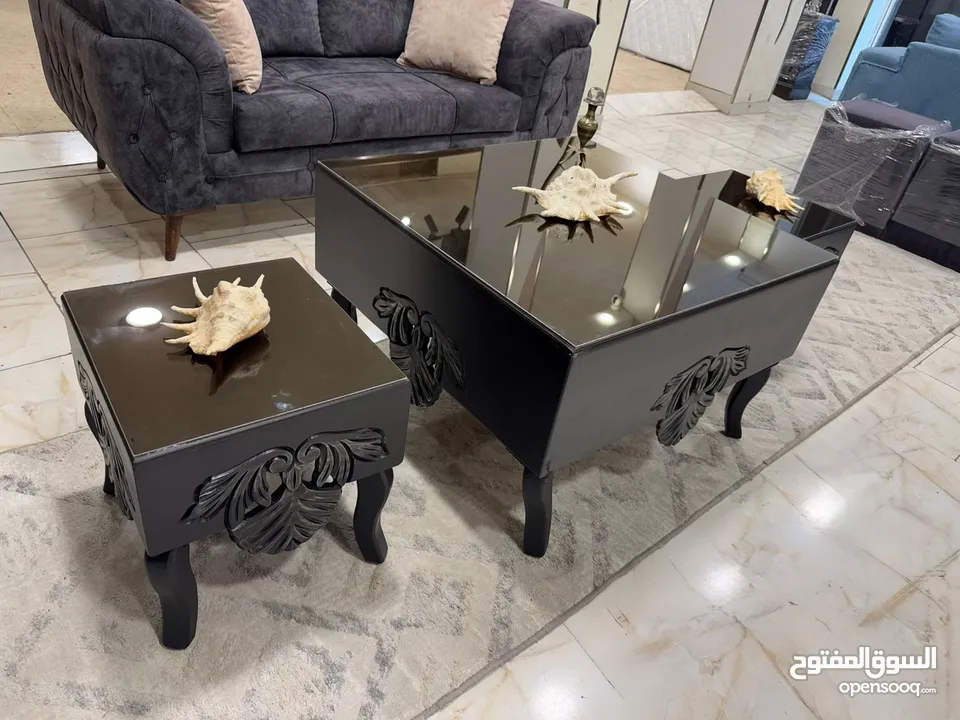 طقم كنب مع طاولات فخم جدا