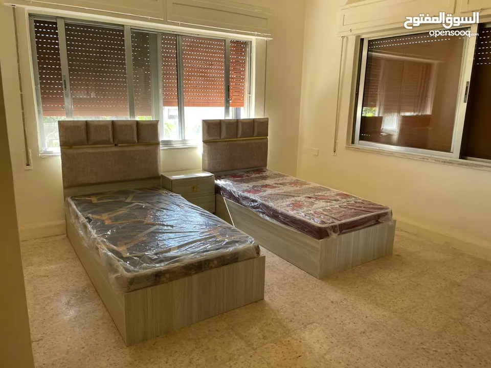 Furnished 3 bedroom 2 bathroom Apartment in Al Rawnaq Area - شقة 3 غرف نوم 2 حمام في منطقة الرونق