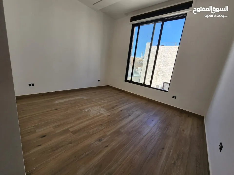 شقة ارضية للبيع في عبدون / الرقم المرجعي 14187