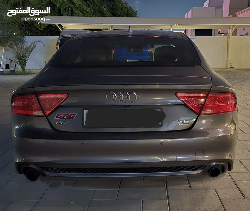 للبيع بحالة جيدة استخدام شخصي  audi a7 2013