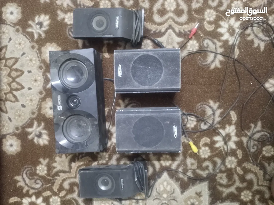 سماعات بركبو ع سياره