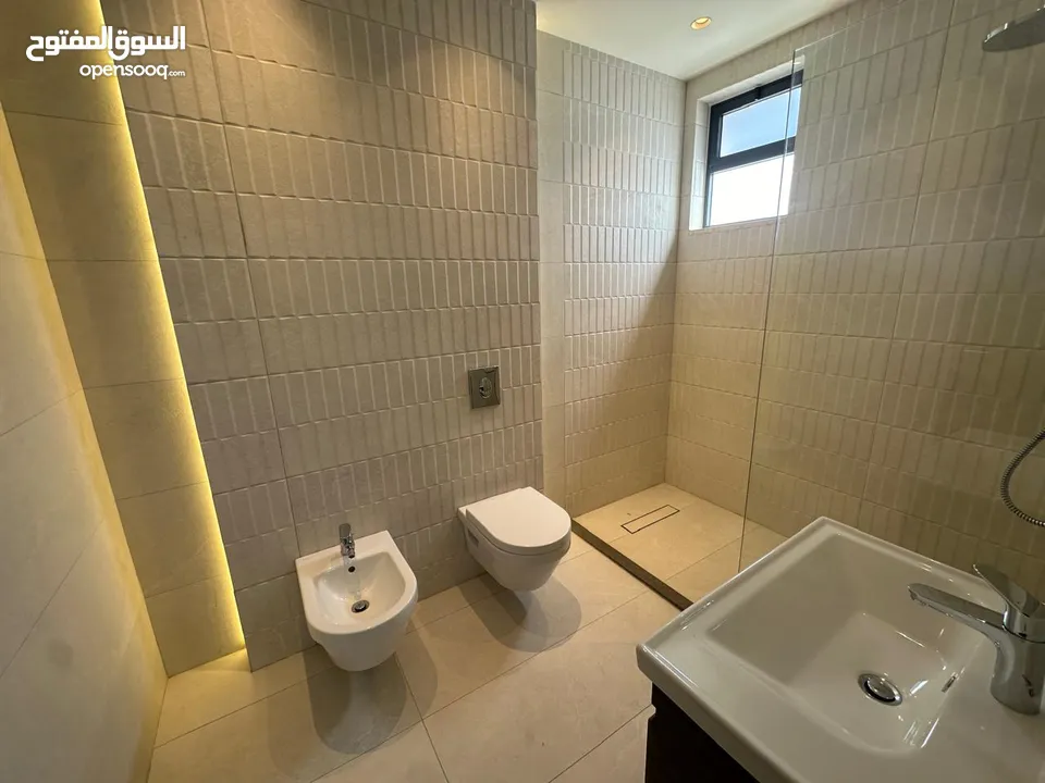 Unfurnished apartment for rent in 4th Circle ( Property 38214 )-174804843