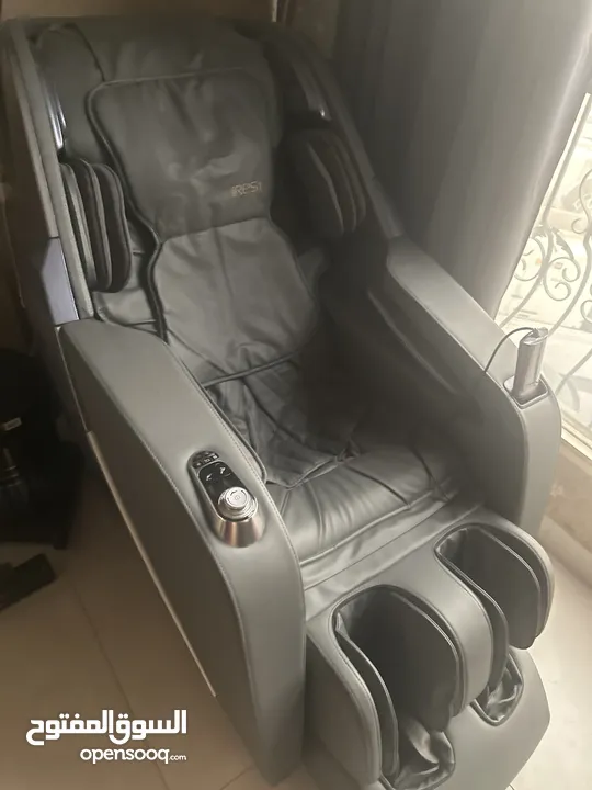 Heated massage chair