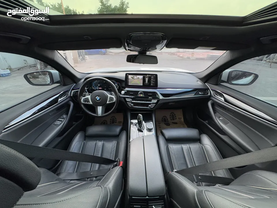 BMW 530e M