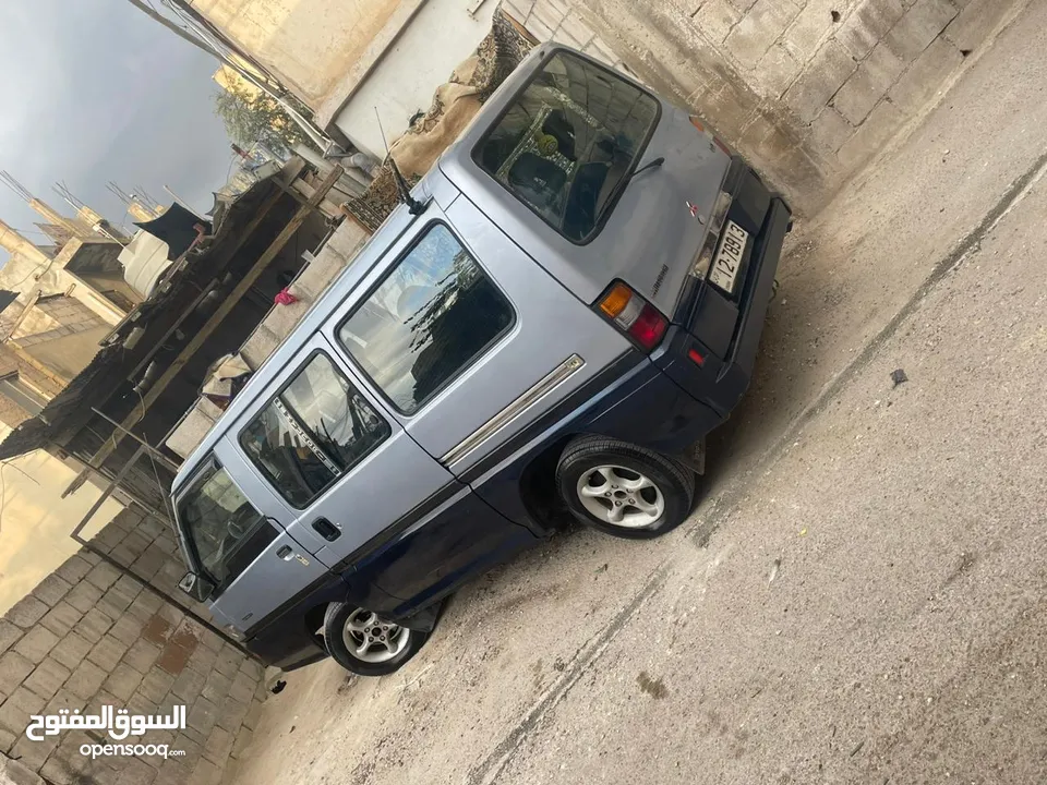 باص ركاب ميتسوبيشي L300