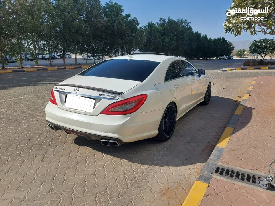 DHS 48000/= MERCEDES CLS 63 2014 GCC Biturbo V8 بحالة ممتازة جداً - خليجي فل اوبشن