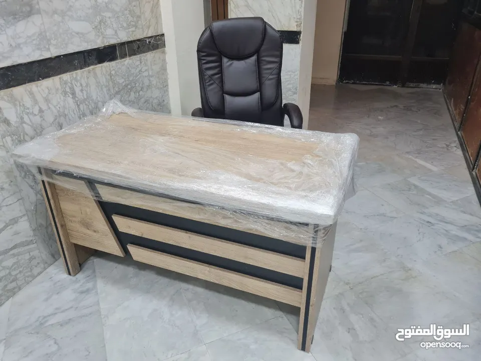 عروضنا اكيد ما بتخلص و منتجاتنا بنجددلكم اياها على الدوام أجود أنواع المكاتب عنا وبس