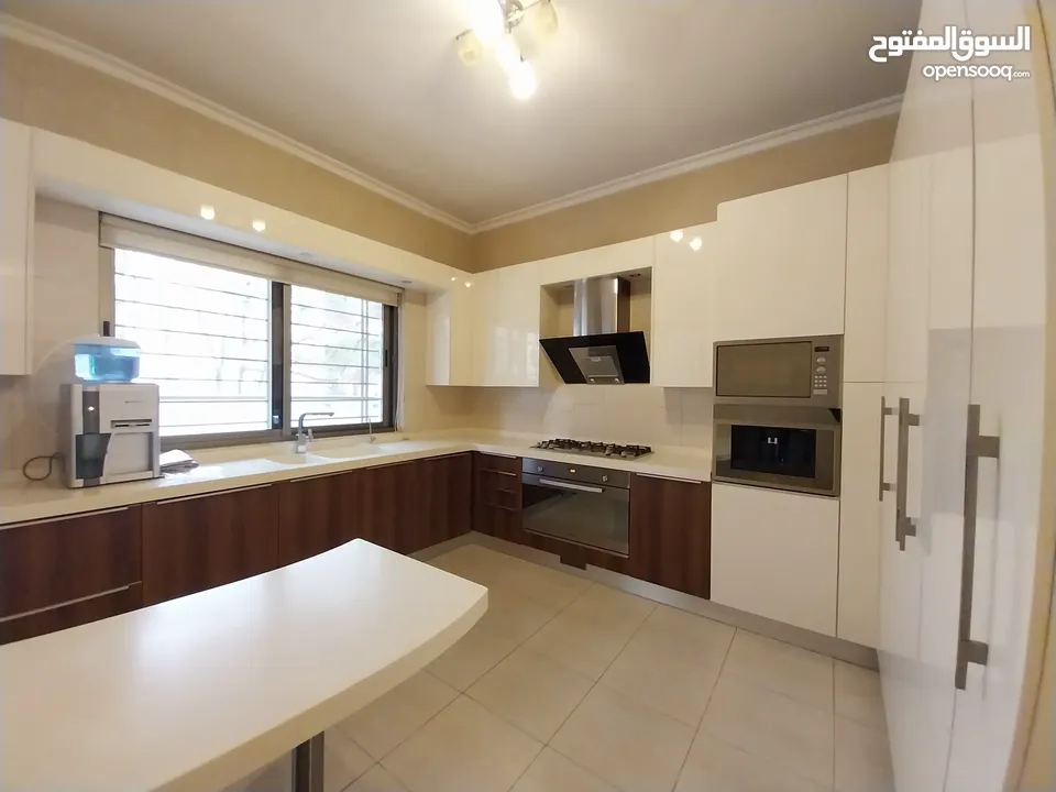 Not Furnished Apartment to Rent 200sqm ( Property 18960 )-174813571