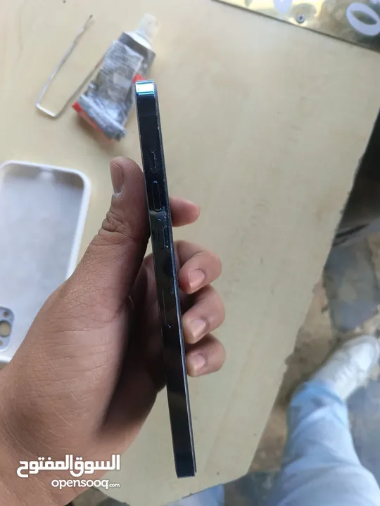 ايفون 12 برو ماكس للبيع