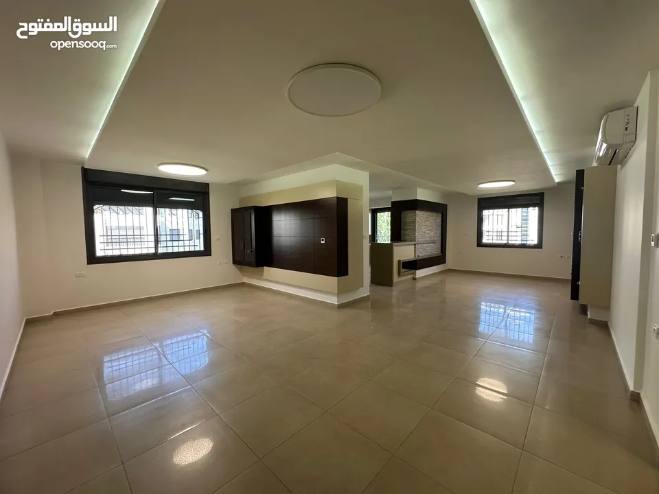 شقة في الطيرة للبيع بالقرب من مطعم جاسمين