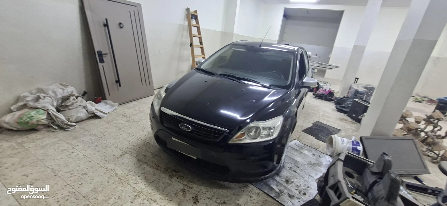 فورد فوكس موديل 2010_اتومتيك _ماتور 1600اصل برايفت فحص نظيف نص كاش ونص شيكات