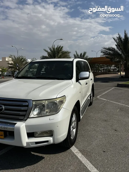 لاند كروزر VX.r -2010نظيف للبيع