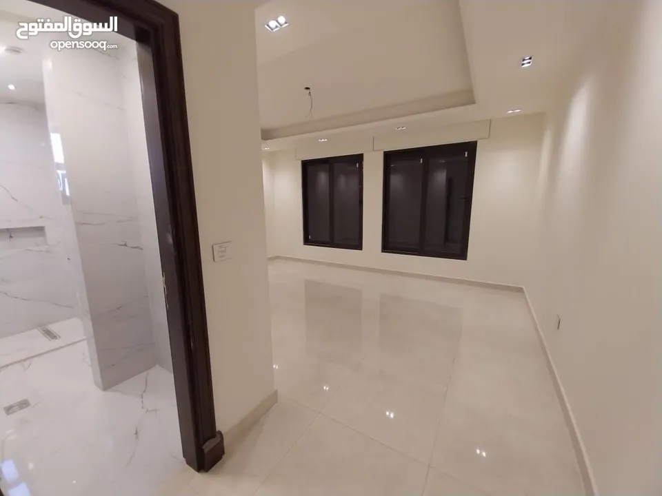 Unfurnished apartment  ( part of villa ) to Rent  ( Property 38566 )-174775474