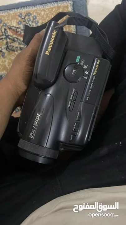 كاميرا فيديو قديمه