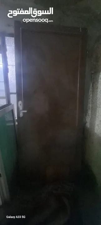 باب خشب مع برواز  باب حديد ثقيل مع برواز  باب المنيوم مع برواز  شباك المنيوم ابيض وزجاج اخضر مع بروا