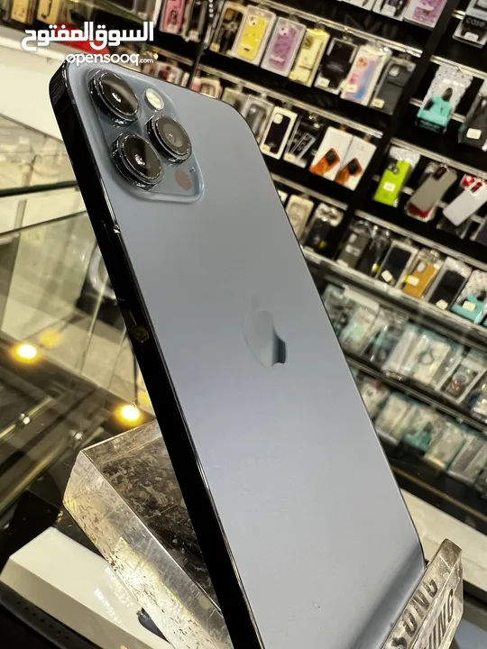 iPhone 12 pro max 128GB بطارية 92% تب نضافة مش مفتوح ولا مغير فيه اشي متوفر توصيل  الجهاز مكفول