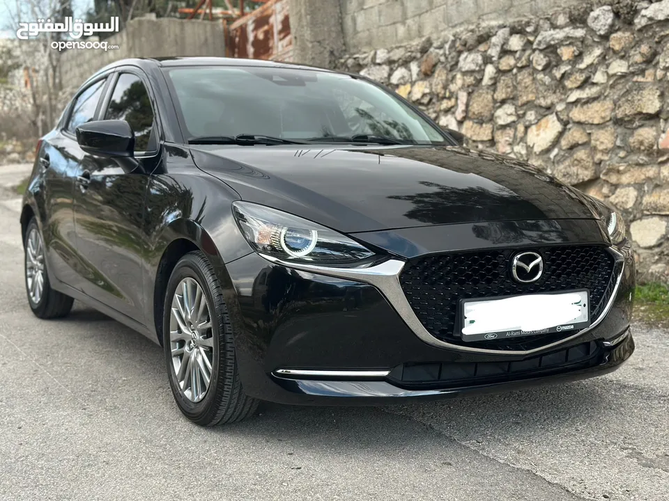 Mazda 2 model 2021