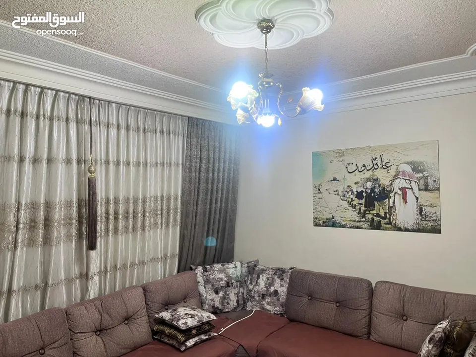 شقة للبيع في ضاحية الاقصى بالقرب من مستشفى الامير حمزة قريبة من الخدمات والباص السريع