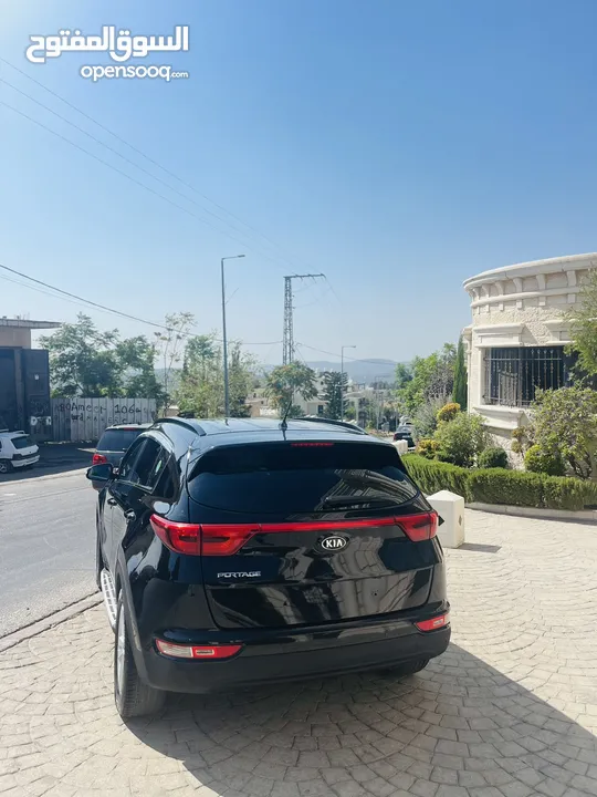 كيا سبورتاج للبيع فحص نخب  مش ناقصه ولا اشي  عداد قليل  امكانية البيع دفعة وشيكات