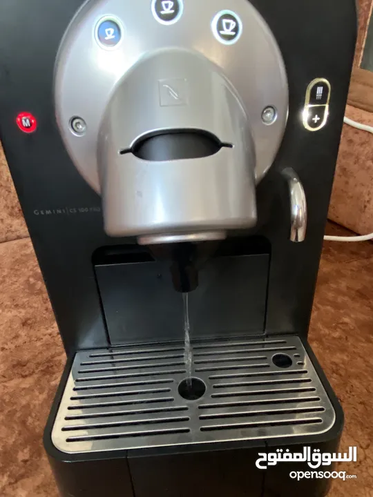 Nespresso coffee maker ماكنة قهوة نسبريسو