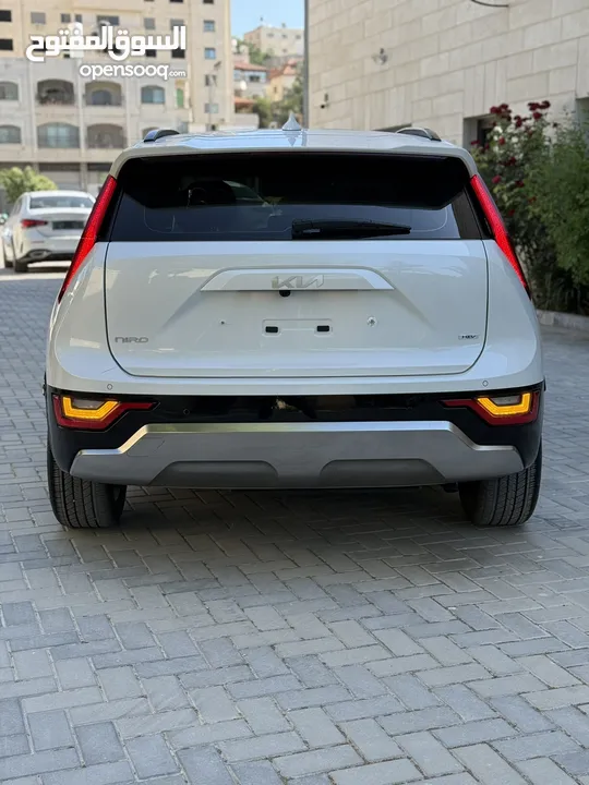 كيا نيرو ترخيص 2022 محرك 1600 هايبرد