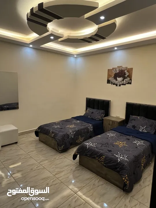 شاليه فاخر للبيع من المالك مباشرة خلف منتجع البحيرة