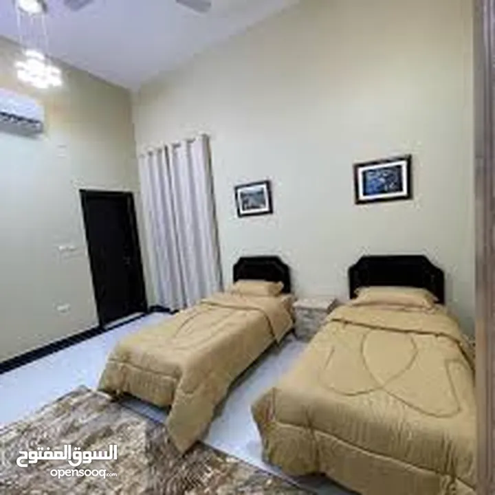 غرفة مشاركة عوائل أو موظفات